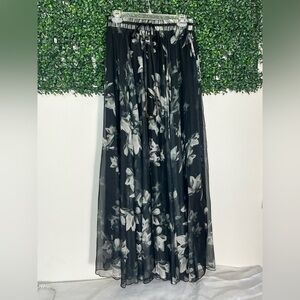 Afibi Black And White Floral Blossom Whimsigoth Long Skirt Size Large